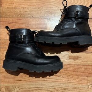 Vagabond Black Leather Ankle Combat Boots